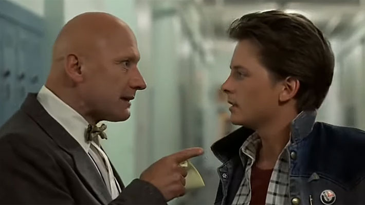 James Tolkan, el estricto señor Strickland de "Volver al futuro", muere a los 94 años