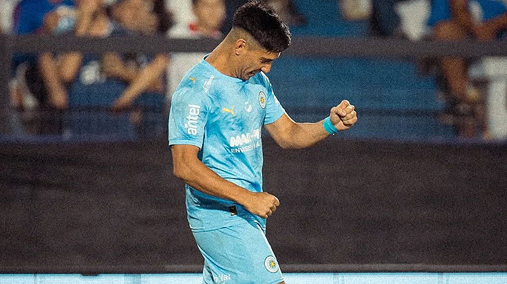 ¿Volverá a Colo Colo?: El gran momento que vive Salomón Rodríguez en Uruguay