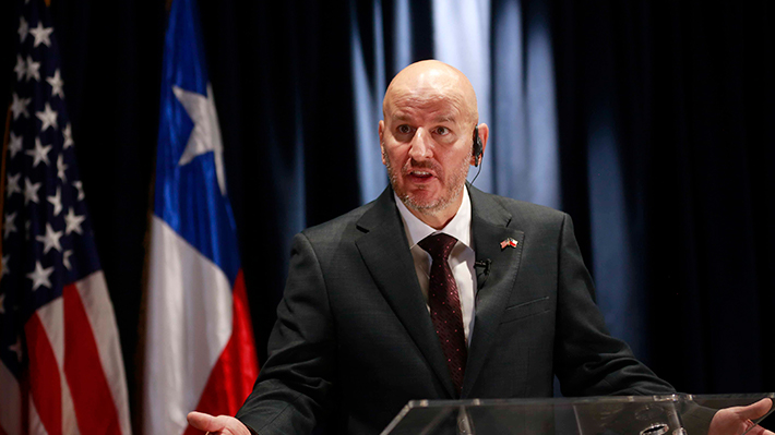 Embajador de EE.UU.: "Si el ministro Muñoz demuestra que va a ser un buen socio, existe la posibilidad de que recupere su visa"