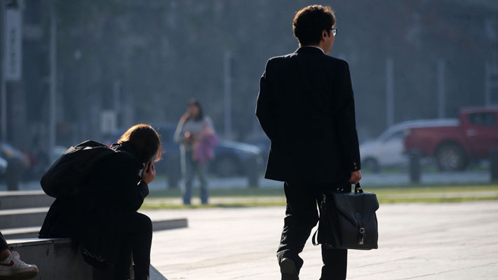 Desempleo cierra la era Boric en 8,3% y mujeres en 9%: Encadena más de tres años sin bajar del 8%