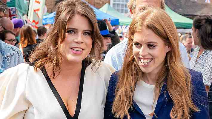 Medios británicos afirman que Beatriz y Eugenia, hijas de Andrés, no asistirán a la misa de Pascua con la familia real