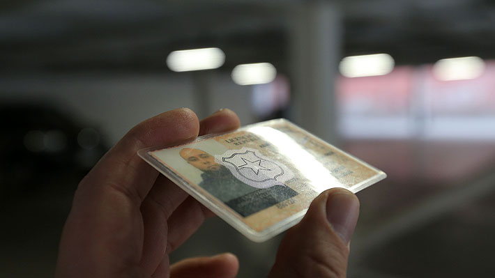 Cobraban hasta $500 mil: Cómo funcionaba la red de venta ilegal de licencias de conducir en Isla de Maipo