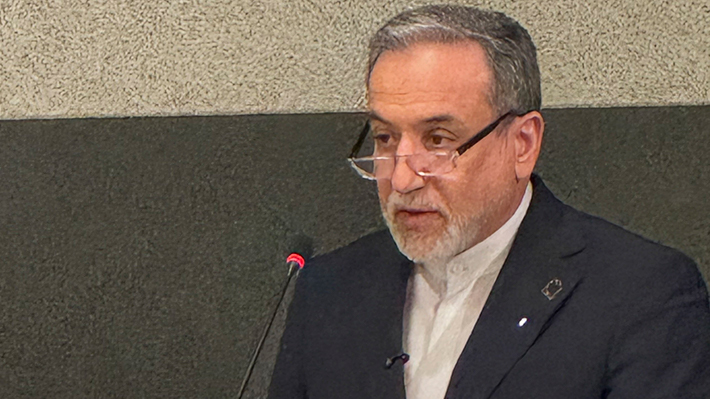 Tras alto al fuego: Irán dice que será posible "el paso seguro" por el estrecho de Ormuz durante dos semanas