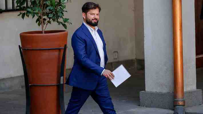 Boric pide permiso para salir de Chile: Asistirá a eventos en España, Alemania, Escocia e Inglaterra