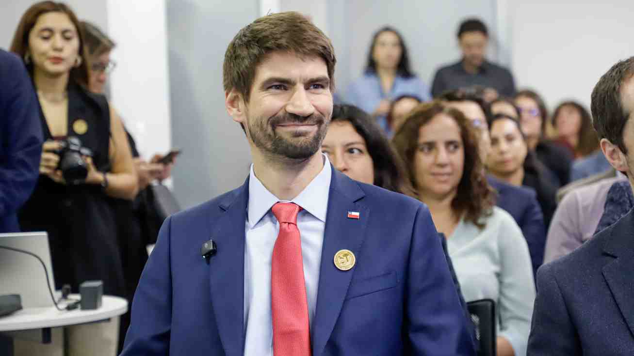 Última "bala de plata": Kast elige a Tomás Saratscheff como director SBAP