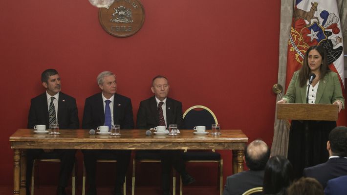 De convenios a contrataciones de última hora: Las ocho alertas levantadas en auditoría al Gobierno de Boric