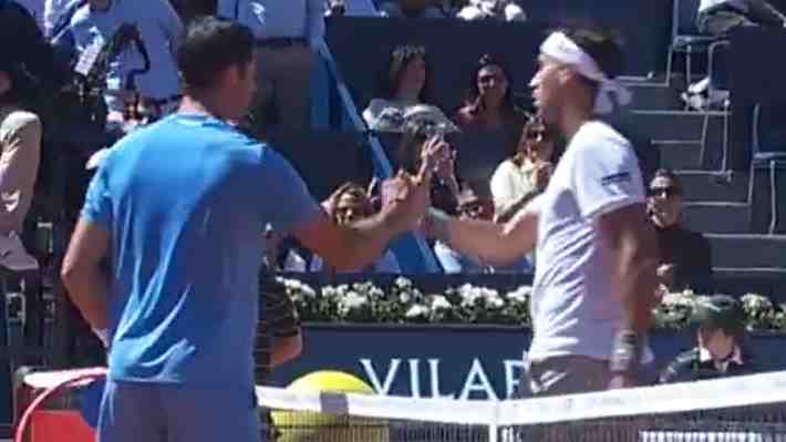 "Nunca vi algo como esto en mi vida": El "polémico" ace que eliminó al argentino Etcheverry en Barcelona y que generó pifias del público