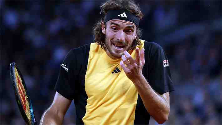 ¿Cuándo se dará cuenta que debe cambiar su vida?": El declive de Stefanos Tsitsipas, el ex 3 del mundo que cae a su peor ranking en 8 años