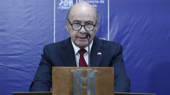 Quiroz aborda dudas del plan de Reconstrucción y detalla medidas: "Todo este proyecto es de clase media"