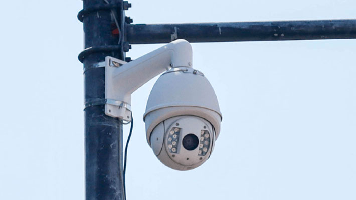 Seguridad ciudadana: Contraloría advierte irregularidades en uso de recursos en Estación Central y Padre Hurtado