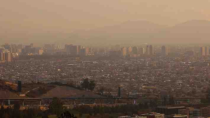 Informe concluye que contaminación del aire aumenta riesgo de padecer y morir por varios tipos de cáncer, y no solo de pulmón