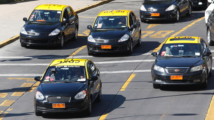 Comienza pago de bono a transportistas ante alza de combustibles: Hay más de 48 mil beneficiarios