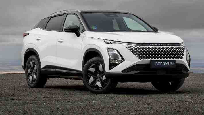 Más de 1.000 km de autonomía: El OMODA C5 SHS-H inicia su preventa en Chile