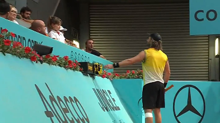 No solo le pasó a Garin: Revisa el fuerte cruce del argentino Trungelliti con el público en Madrid y que hasta "amenazó" con irse