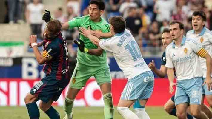 Video | Escándalo en España: Portero argentino que quiso Colo Colo enloquece y agrede con tremendo puñetazo a un rival