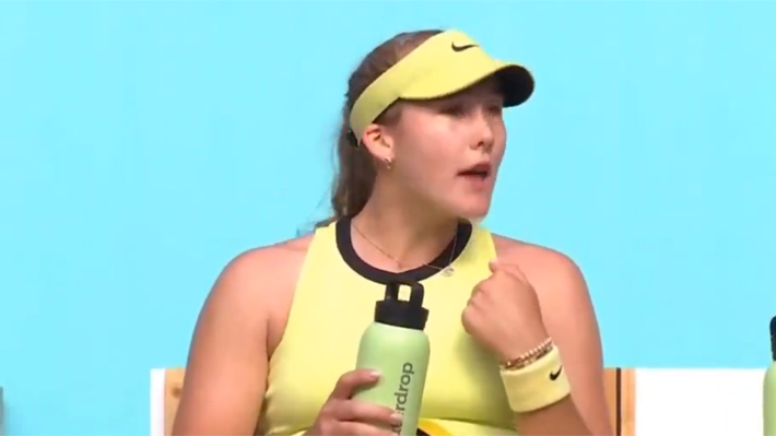 Mirra Andreeva colapsa en pleno cambio de lado y rompe a llorar tras ganar un partidazo en Madrid... Mira las imágenes