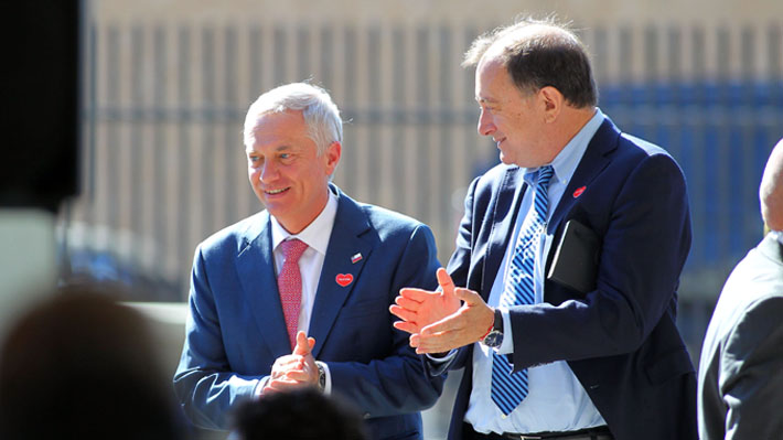 Kast recurre al blindaje: La defensa a ministros y asesores bajo críticas de propios y ajenos