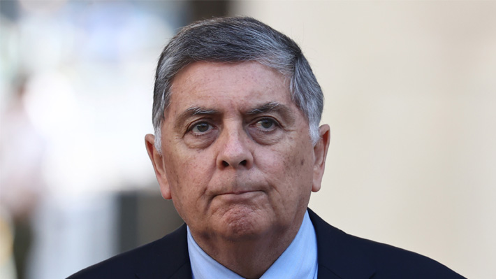 Alvarado encabeza reunión con Quiroz, Irarrázaval, Poduje y Dipres para afinar coordinación tras error de oficio