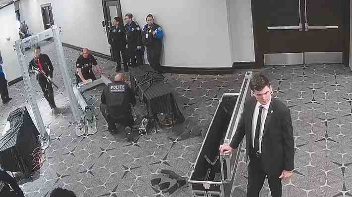 Entró corriendo y disparó a un agente: Revelan nuevo video de tirador en cena donde estaba Trump