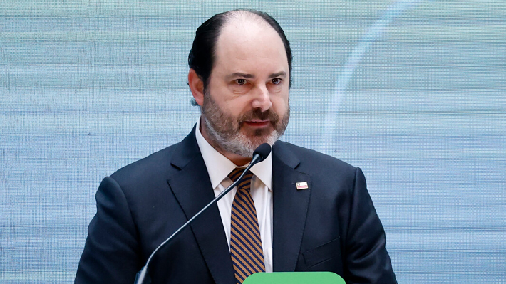 Ajuste fiscal: Ministro del Trabajo avala recortes a ministerios y no descarta eventuales "reducciones de personal"