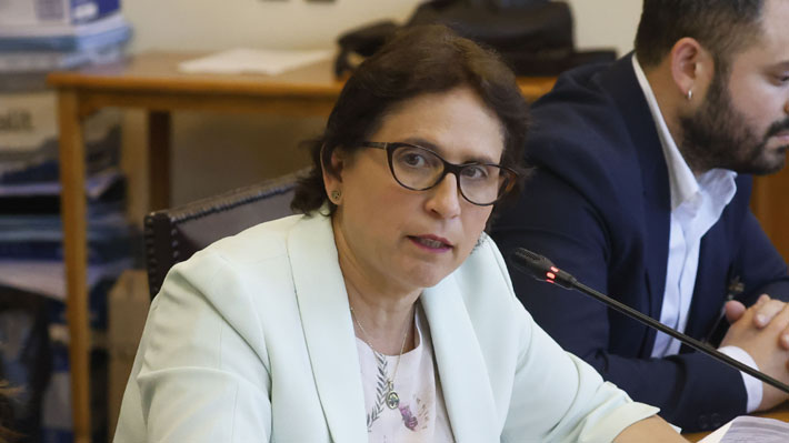 La PDI incauta 11 computadores en Peñalolén por fraude de $12.223 millones durante gestión de Carolina Leitao