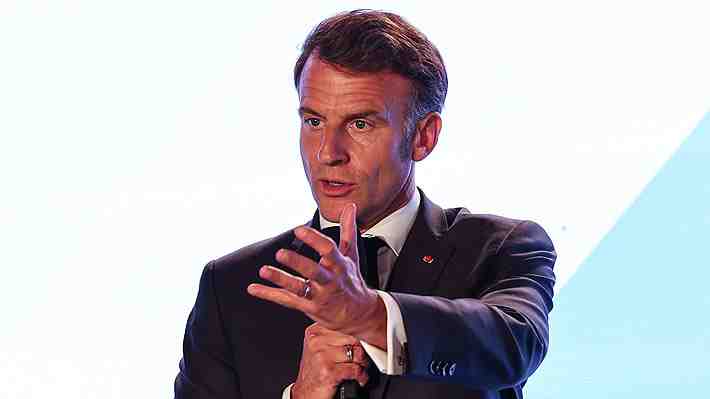 Video: Macron interrumpe enojado una conferencia para pedir silencio al público