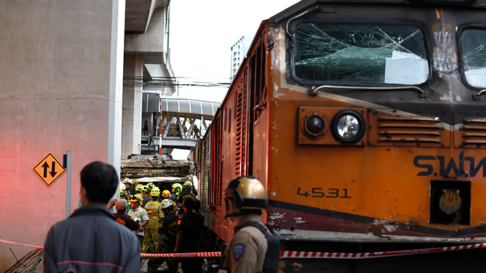 Choque entre tren y autobús en Tailandia deja al menos ocho muertos y 35 heridos