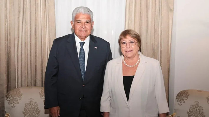 Carrera por la ONU: Bachelet aterriza en Panamá y se reúne con presidente José Raúl Mulino