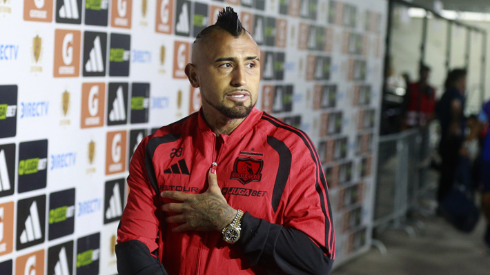 Arturo Vidal devuelve $35 millones tras recibir dinero sustraído desde casa de cambio en Santiago