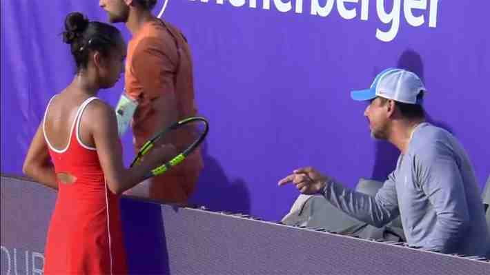 "No escuchas, ¿quieres jugar o no?": Mira el tenso momento de Leylah Fernández, 24 del mundo, con su coach y que se viraliza