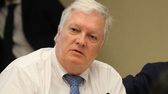 “No contará con mi voto”: Senador Kusanovic (Ind.-RN) amenaza con no apoyar proyecto de Reconstrucción