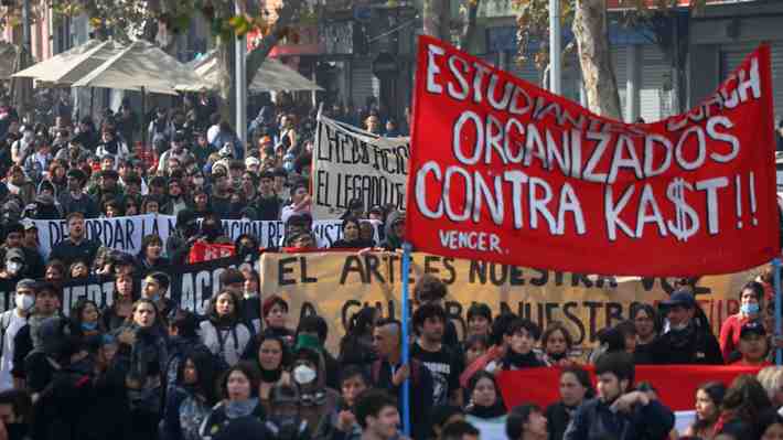 Confech convoca movilización nacional para el 3 de junio en contra de Escuelas Protegidas y Reconstrucción