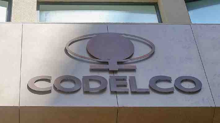 "No le debemos un peso a nadie": La trama de los bonos en Codelco tras escándalo por producción inflada