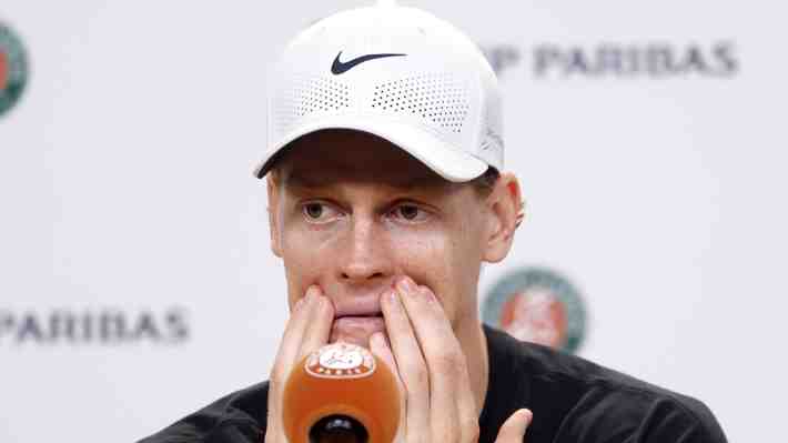 No fue el calor... Sinner explica su increíble derrota en Roland Garros y argentino Cerúndolo sorprende con sincera reflexión