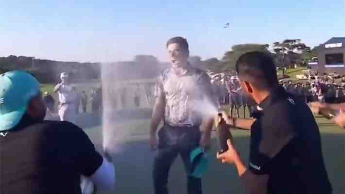 Mira el tiro que le dio el título a Niemann en el desempate en el LIV Golf en Corea del Sur y el festejo del chileno