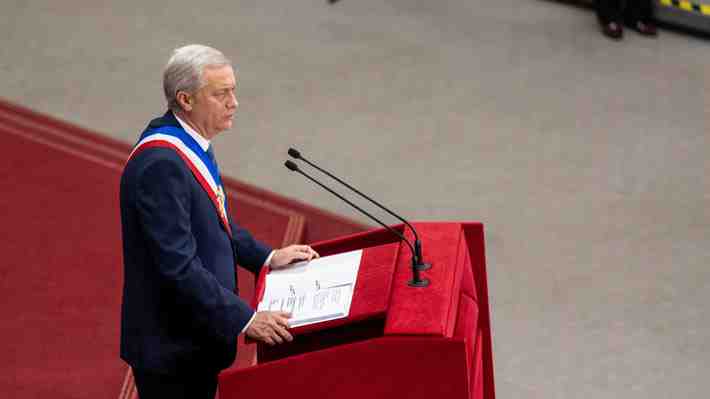 "Toda política social debe tener como fin fortalecer la familia": El plan de Kast para enfrentar la natalidad en Chile