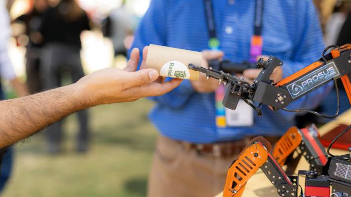 EtMday 2026: Emprendedores regionales pueden postular para acceder a stands gratuitos