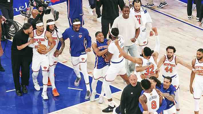 La mayor remontada de la historia de las Finales: Nueva York vence a San Antonio y está a un triunfo de ser campeón de la NBA