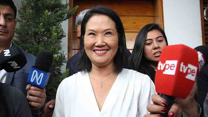 Elecciones al rojo vivo en Perú: Fujimori vuelve a situarse sobre Sánchez en la recta final del escrutinio