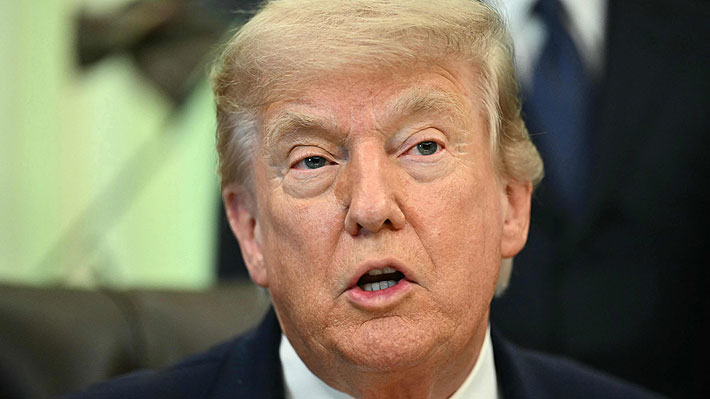 Trump announces Sunday signing of US-Iran war-ending deal; Tehran questions timing