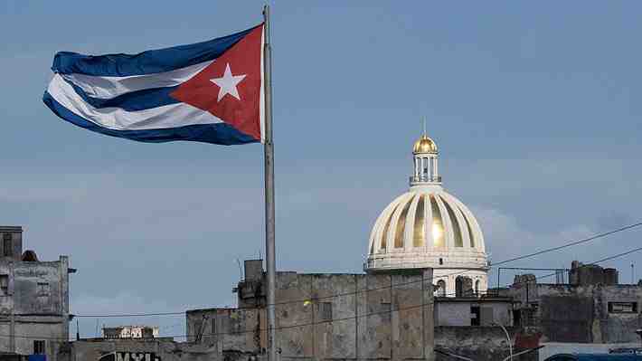 Cuba da un giro económico sin precedentes tras aprobar paquete de reformas liberales