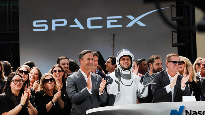 Las acciones de SpaceX saltan 37% en su primera semana: ¿Cómo fue el debut de las "Siete Magníficas"?