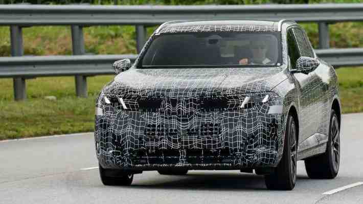 BMW prepara el iX5 eléctrico con la batería más grande hasta ahora usada por la marca