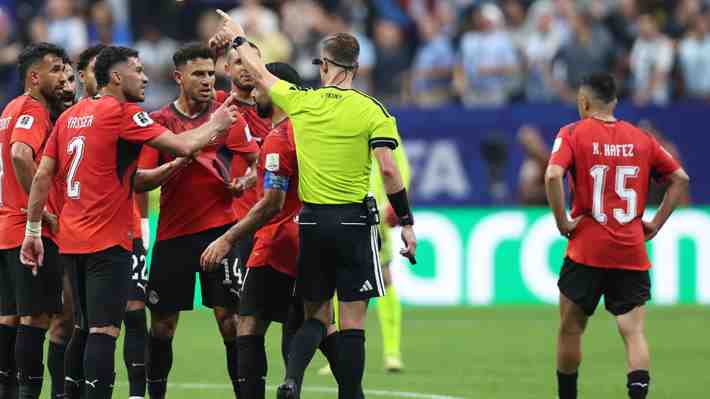 Federación de Egipto lanza duro comunicado dudando de la "imparcialidad" del VAR y hace drástico pedido a la FIFA tras eliminación en el Mundial