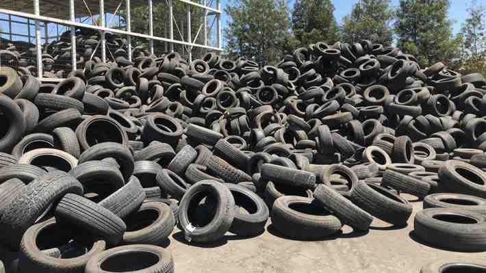 Estudio revela que casi un tercio de los neumáticos vendidos en Chile eluden el sistema de reciclaje