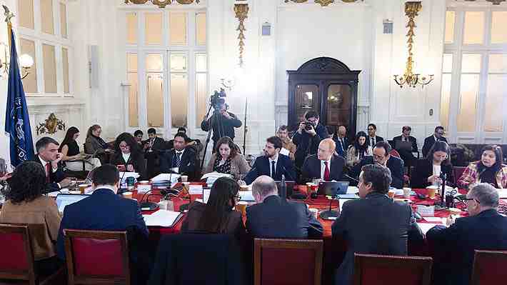 La trastienda de Hacienda: Cómo se selló el despacho de Reconstrucción entre negociaciones, reservas y recriminaciones