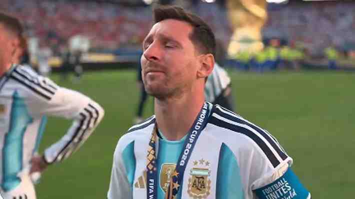 El momento en que Messi se quebró y no aguantó las lágrimas tras perder la final del Mundial