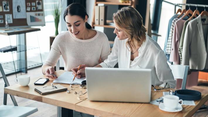 Experto entrega 3 claves para avanzar hacia la formalidad laboral sin perder competitividad