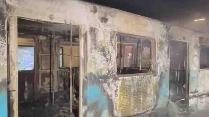 Video: Así quedó el vagón de Metro que resultó quemado en Santa Isabel