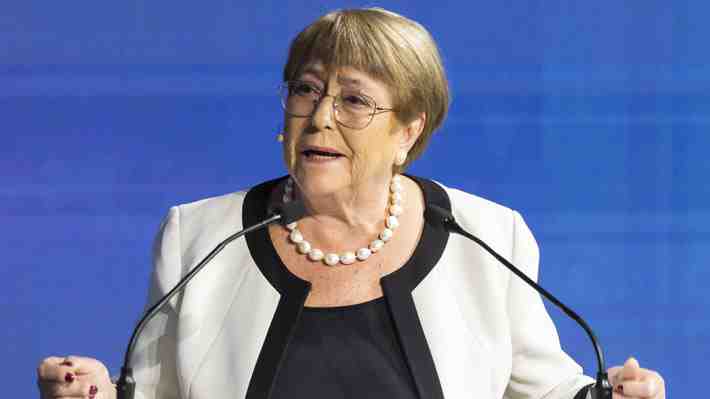 Del "no impacta" a "nos pesa": El vuelco del bacheletismo ante el no apoyo de Chile a su candidatura a la ONU